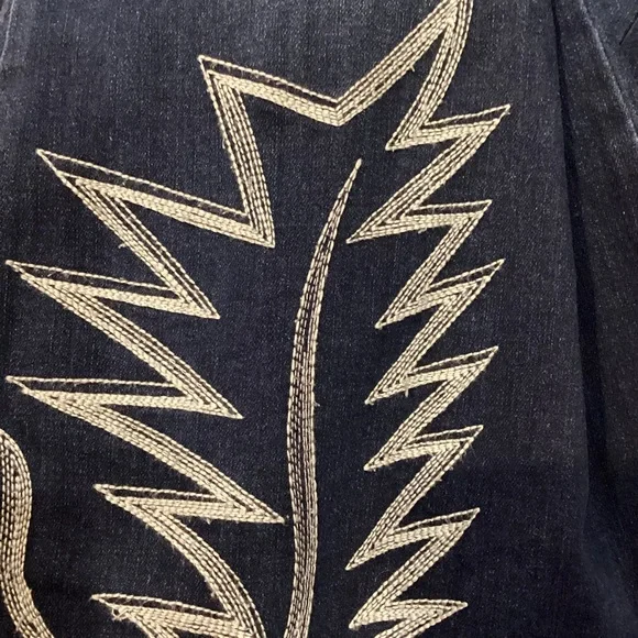 Lucky & Blessed Western Chic Embroidered Tea Stain Jeans size 18 Boho Western - Picture 7 of 16